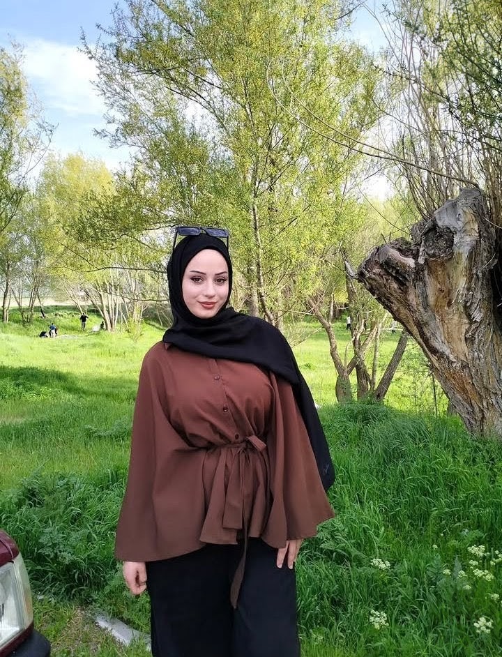 Hanak Zeki ve Güzel Kadın Bayan Escort Tezel